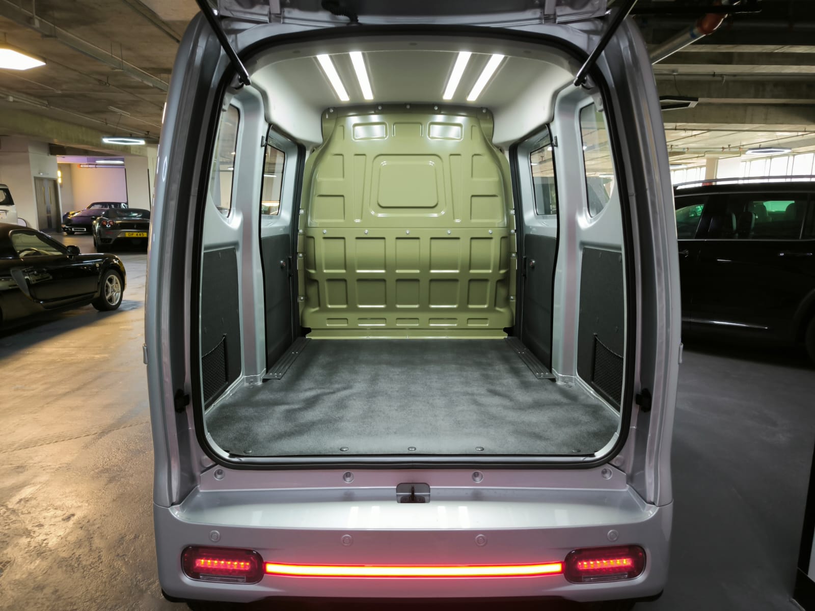 Tuki Piccolo — minivan eléctrica Tuki