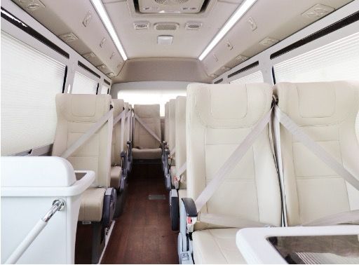 Interior uPower — configuración pasajeros